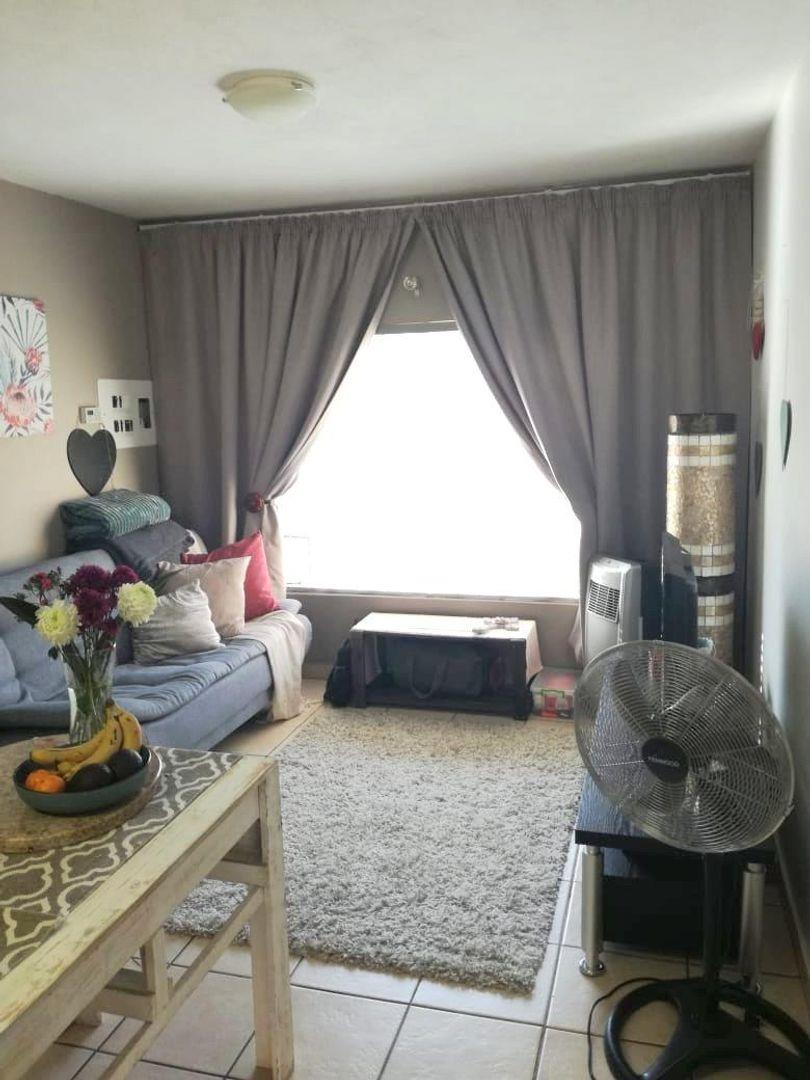 1 Bedroom Property for Sale in Die Bult North West